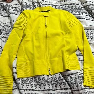 Karen Millen sweater size 4 color yellow